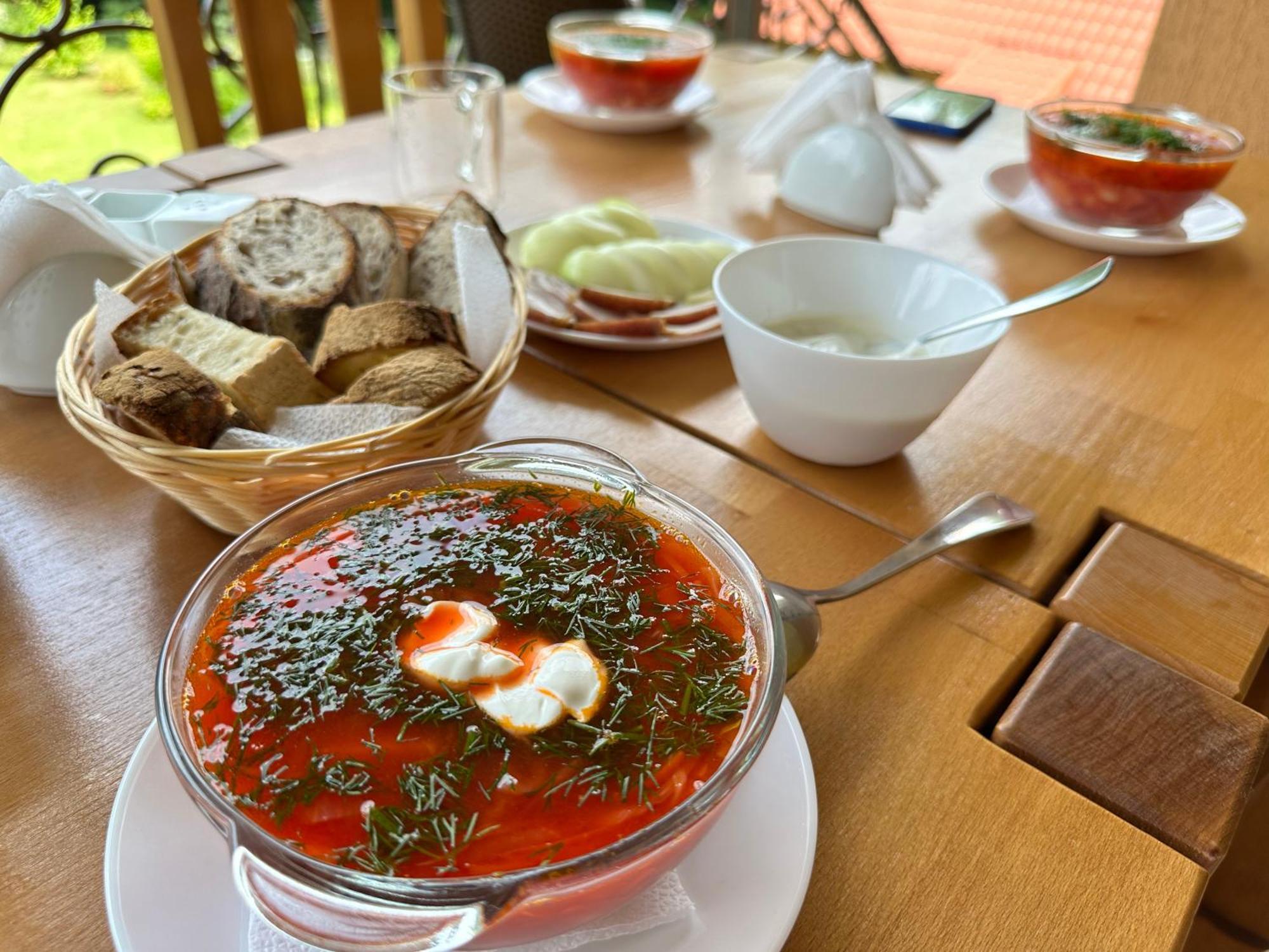 Vovk Gasthaus Sinyak  Ngoại thất bức ảnh